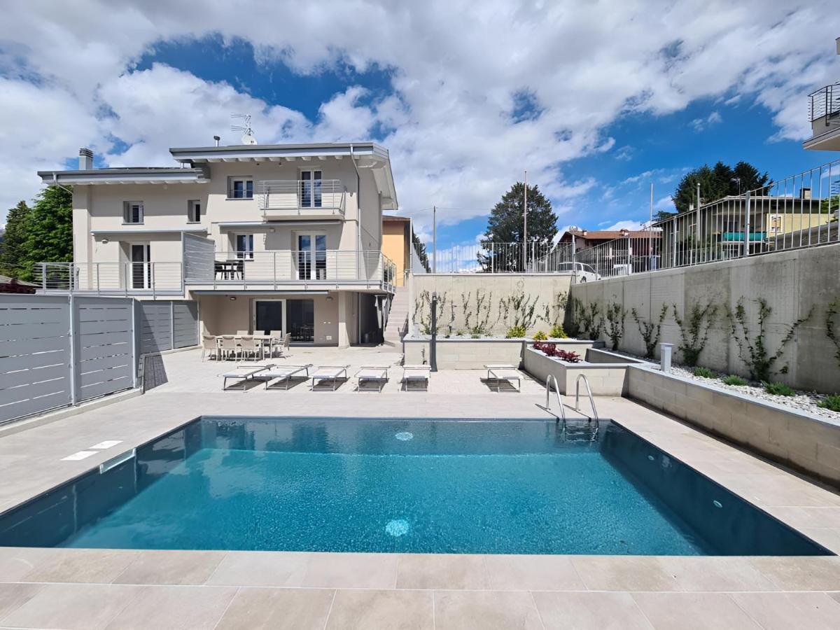 Villa Claudia With Private Pool Colico Eksteriør bilde