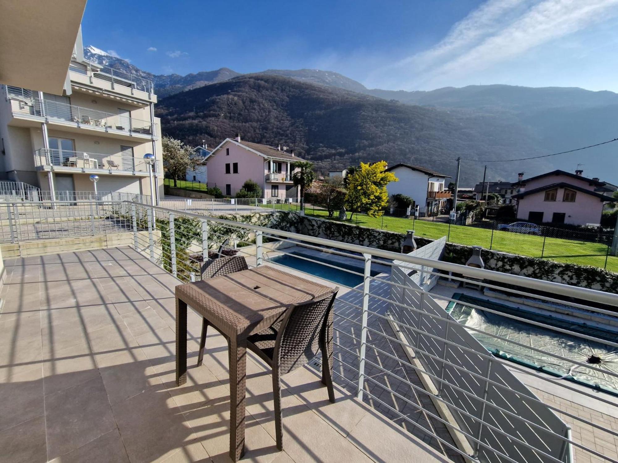 Villa Claudia With Private Pool Colico Eksteriør bilde