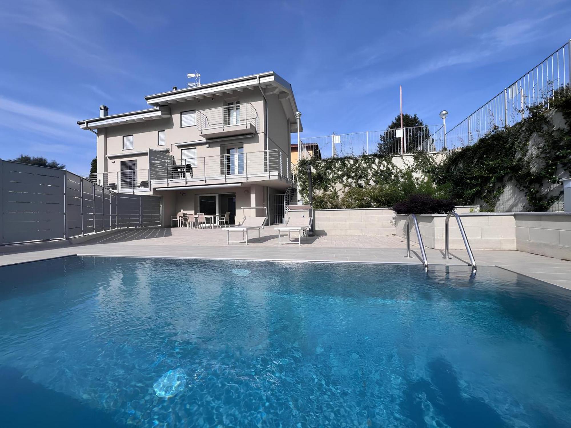 Villa Claudia With Private Pool Colico Eksteriør bilde